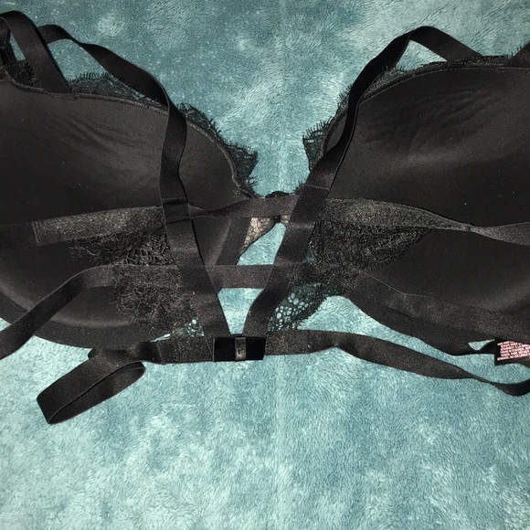 Victoria secret push up - Picture 6 of 8